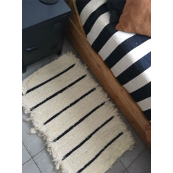 Alfombra al telar rayada negra 45x60cm