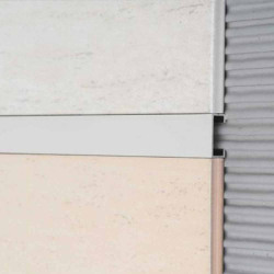 Guardacanto aluminio listello cromo brillante 20mm x 2,45m - 1481